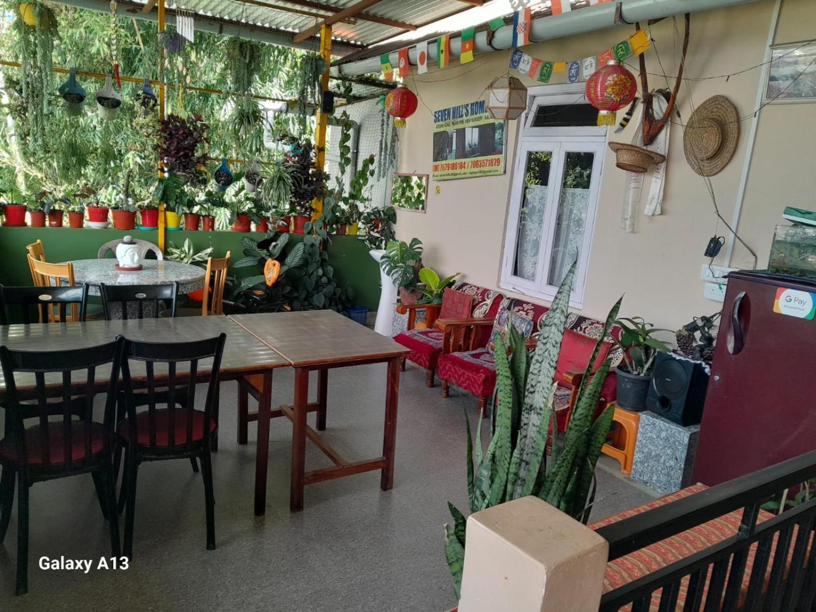 Seven Hills Homestay Калимпонг Екстериор снимка
