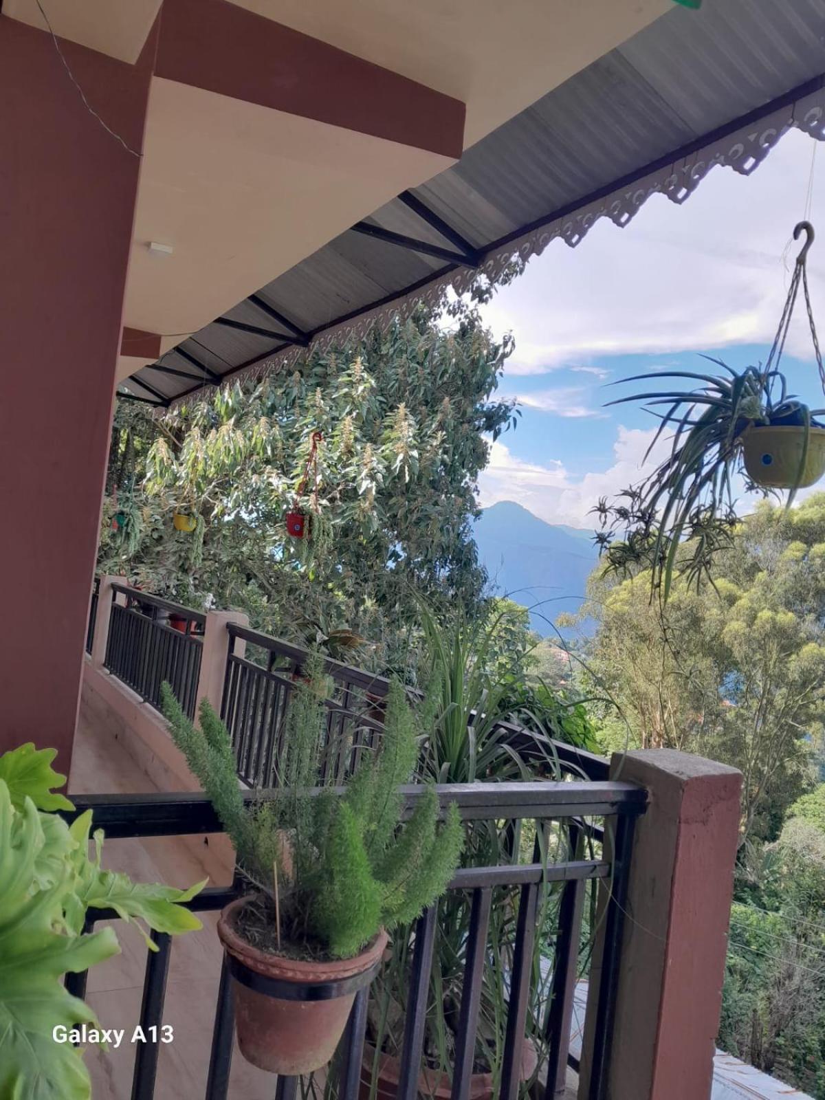 Seven Hills Homestay Калимпонг Екстериор снимка