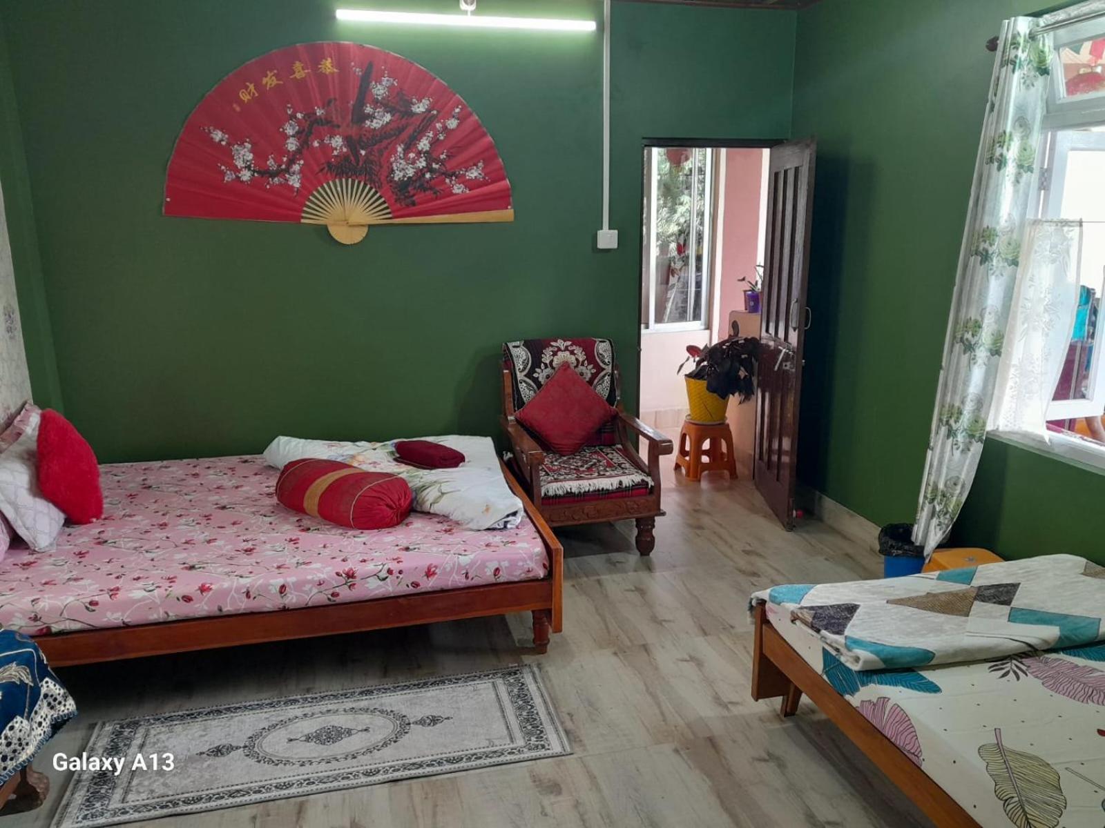 Seven Hills Homestay Калимпонг Екстериор снимка