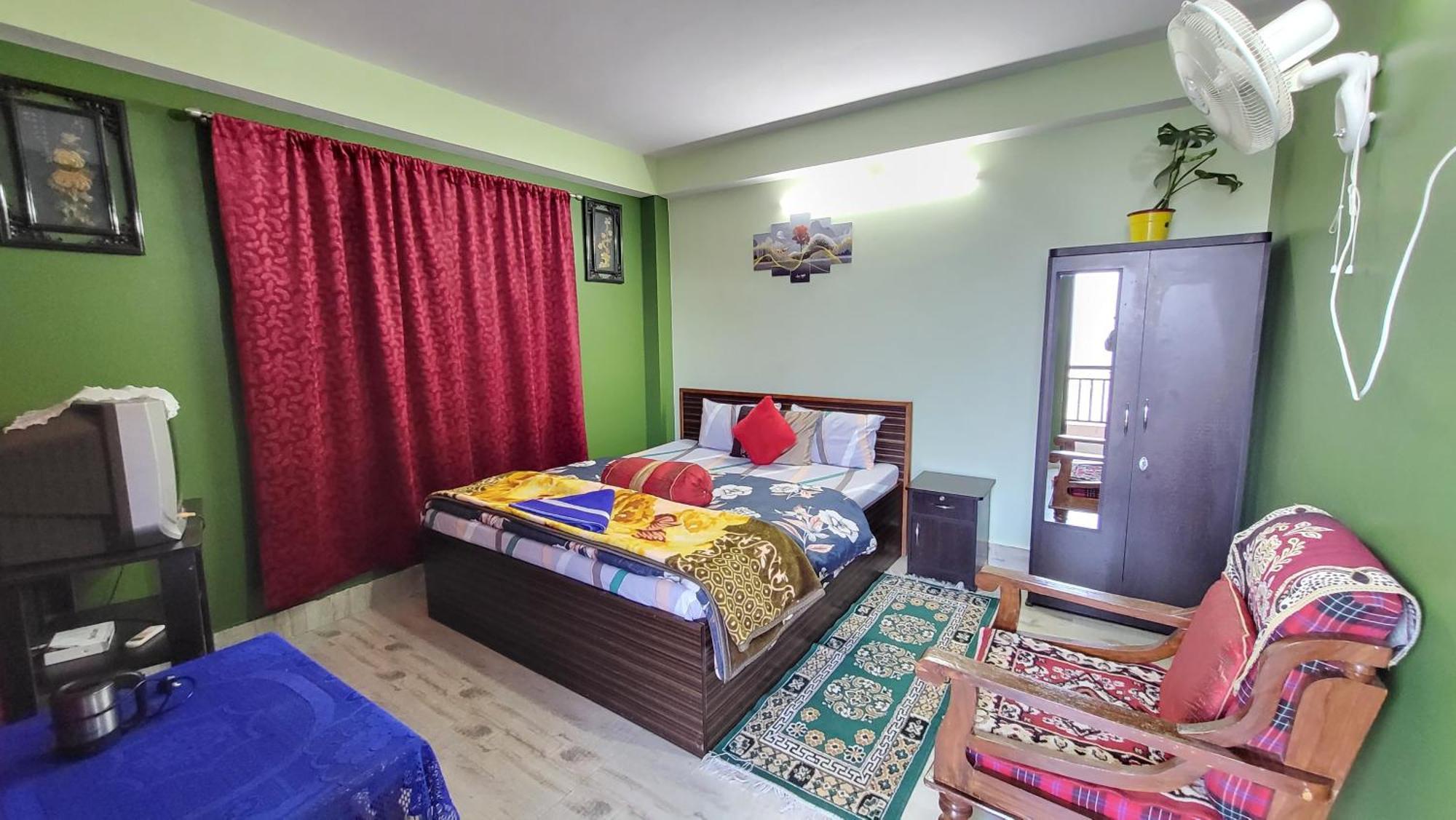Seven Hills Homestay Калимпонг Екстериор снимка